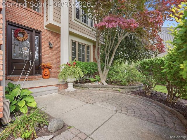 57457 Breckenridge Drive, Washington, MI 48094