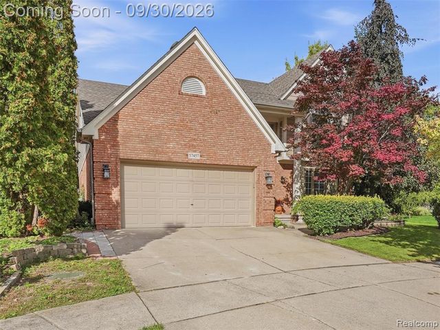 57457 Breckenridge Drive, Washington, MI 48094