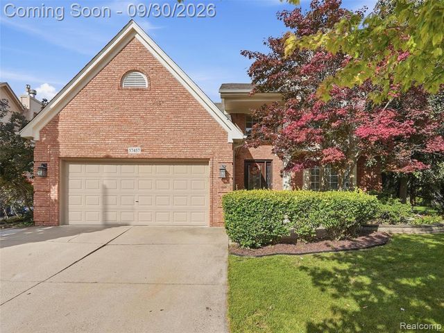 57457 Breckenridge Drive, Washington, MI 48094