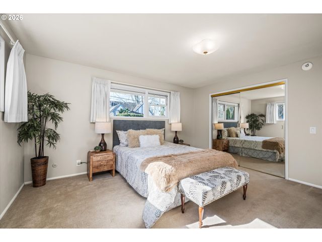 2774 Sarah Ln, Eugene, OR 97408