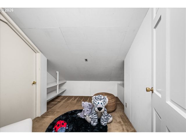 2774 Sarah Ln, Eugene, OR 97408