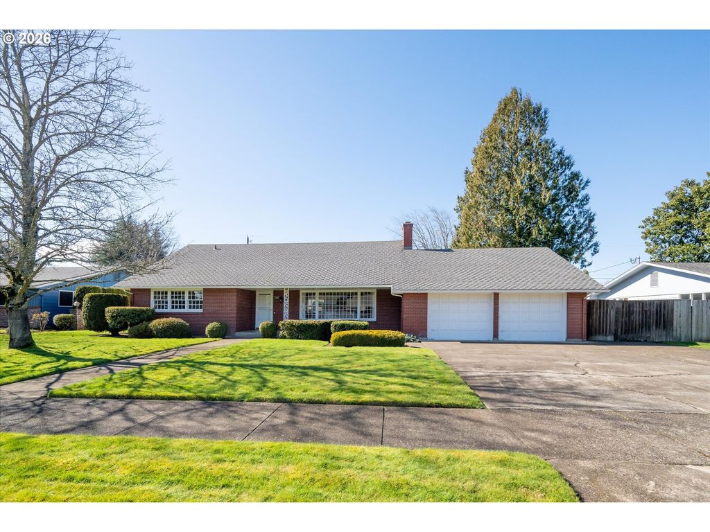 2774 Sarah Ln, Eugene, OR 97408