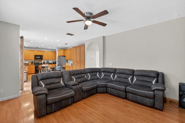 2005 Oak Branch Dr, Stockton, CA 95205