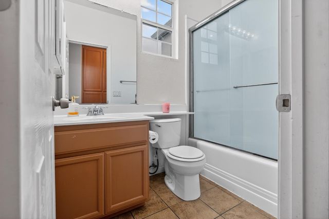 2005 Oak Branch Dr, Stockton, CA 95205