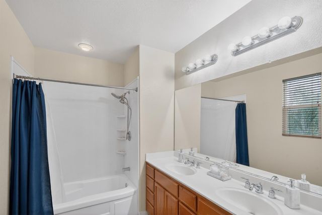 2005 Oak Branch Dr, Stockton, CA 95205