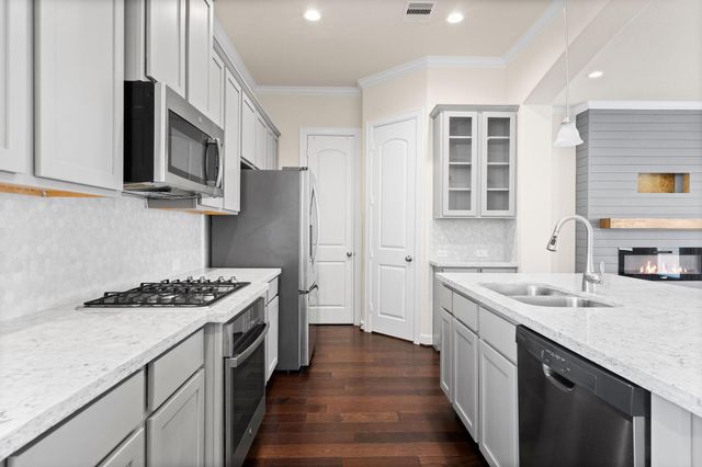 2021 Cambridge Heights Place, Houston, TX 77045