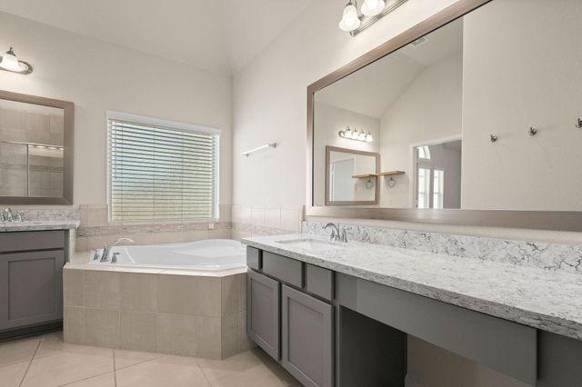 2021 Cambridge Heights Place, Houston, TX 77045