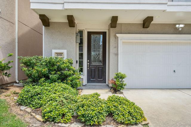2021 Cambridge Heights Place, Houston, TX 77045
