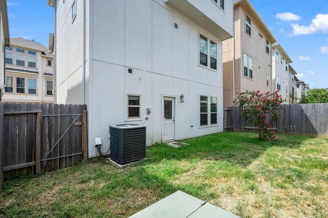 2021 Cambridge Heights Place, Houston, TX 77045