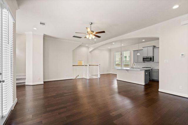 2021 Cambridge Heights Place, Houston, TX 77045