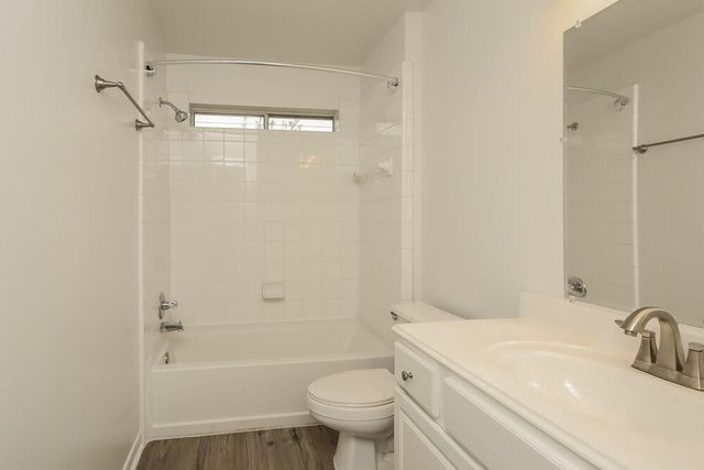 302 Cedar Branch Drive C, League City, TX 77573