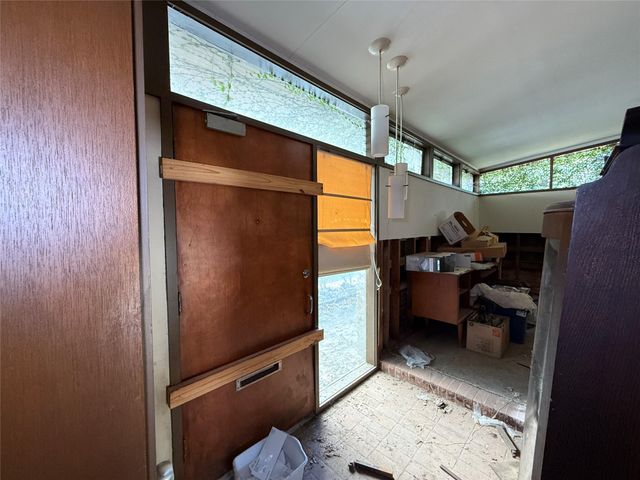 9314 Lugary Drive, Houston, TX 77074