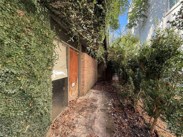 9314 Lugary Drive, Houston, TX 77074