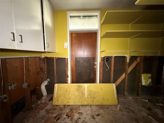 9314 Lugary Drive, Houston, TX 77074