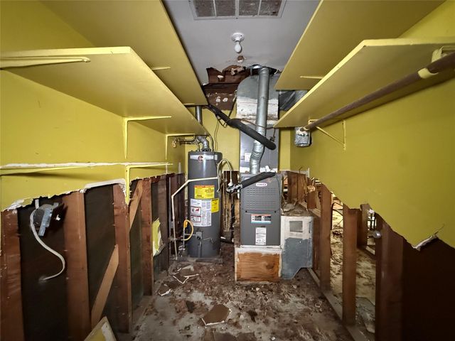 9314 Lugary Drive, Houston, TX 77074