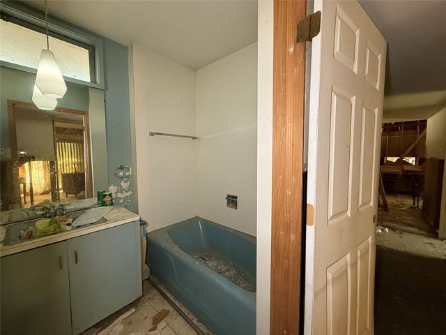 9314 Lugary Drive, Houston, TX 77074