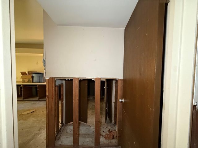 9314 Lugary Drive, Houston, TX 77074