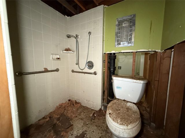 9314 Lugary Drive, Houston, TX 77074