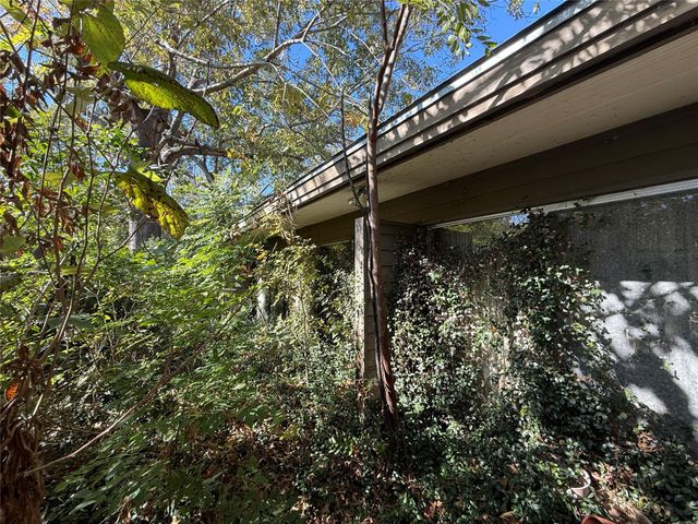 9314 Lugary Drive, Houston, TX 77074