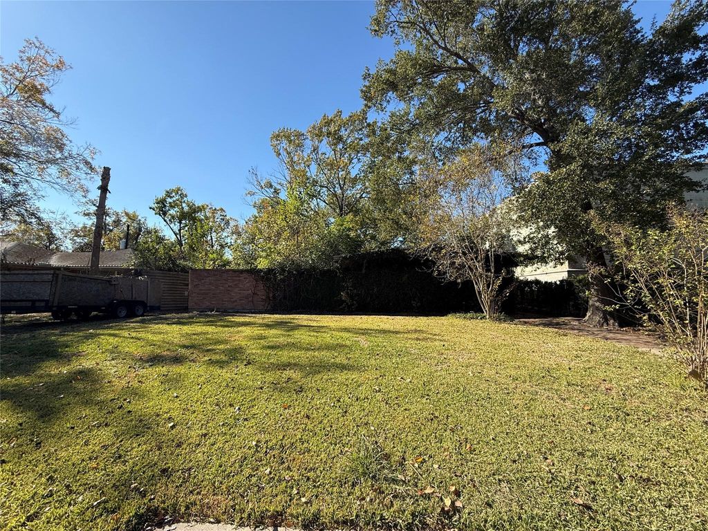 9314 Lugary Drive, Houston, TX 77074