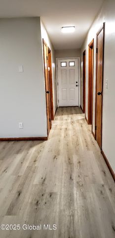 1300 S Schodack Road, Schodack, NY 12033