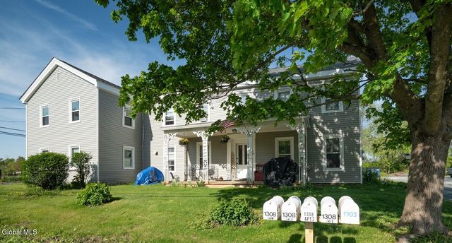 1300 S Schodack Road, Schodack, NY 12033