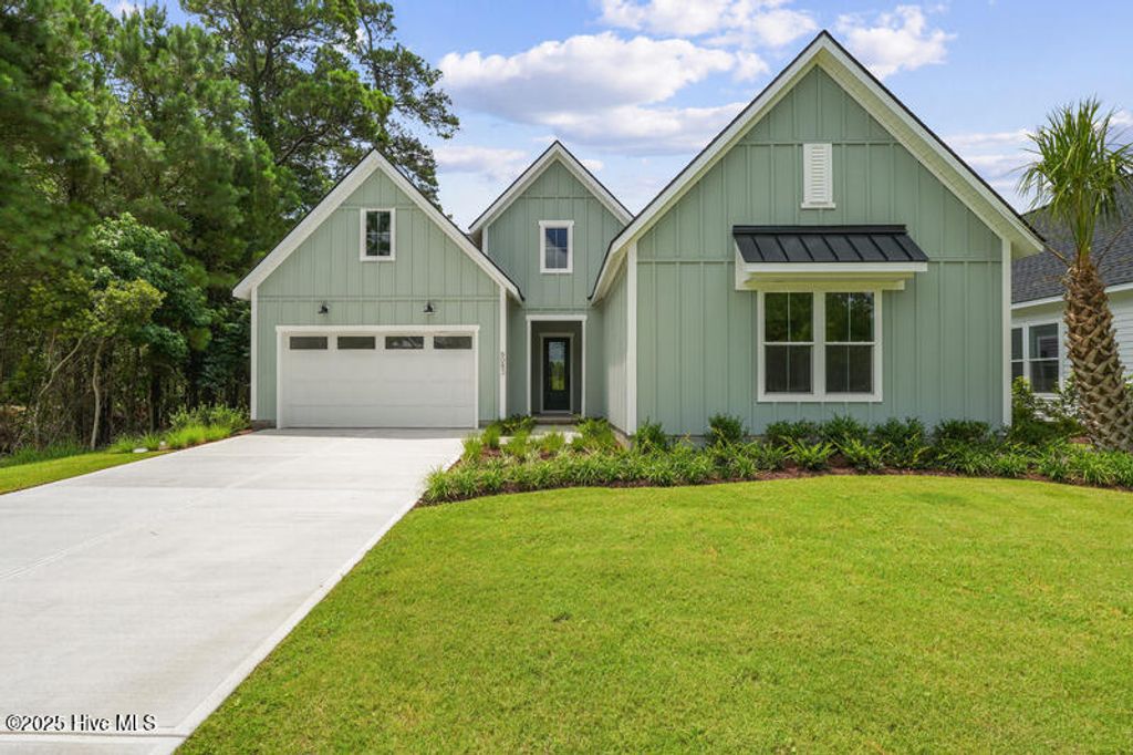 6083 Ocean Isle Palms Way SW, Shallotte, NC 28470