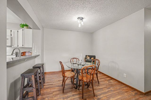 2079 Parkside Drive, Saint Paul, MN 55119