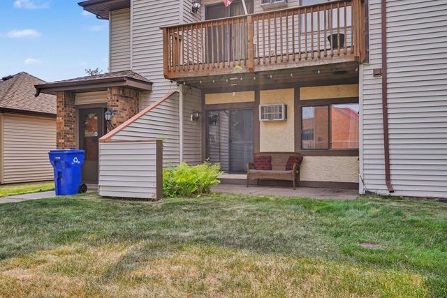 2079 Parkside Drive, Saint Paul, MN 55119