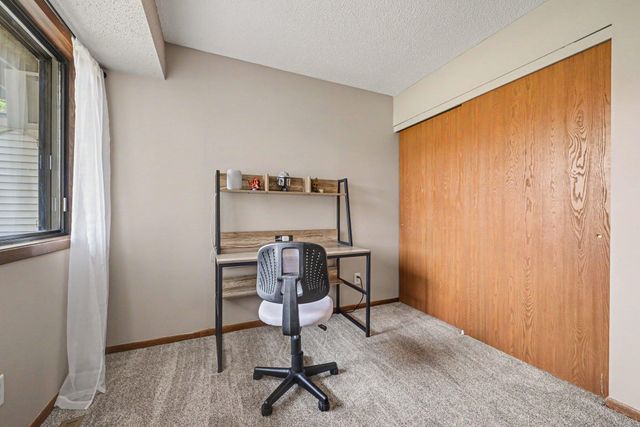 2079 Parkside Drive, Saint Paul, MN 55119
