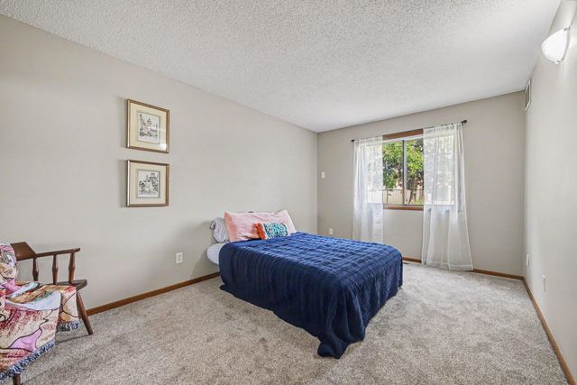 2079 Parkside Drive, Saint Paul, MN 55119