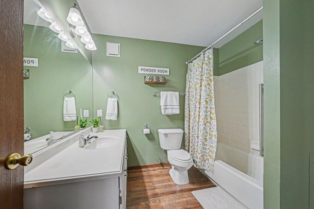 2079 Parkside Drive, Saint Paul, MN 55119
