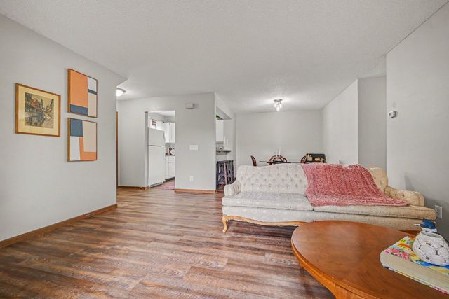 2079 Parkside Drive, Saint Paul, MN 55119