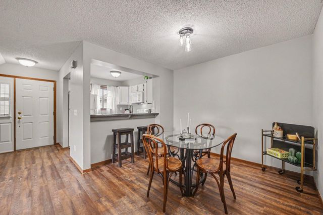 2079 Parkside Drive, Saint Paul, MN 55119