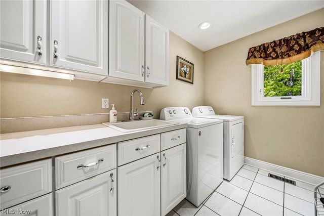 10600 Locust Grove Drive, Chardon, OH 44024
