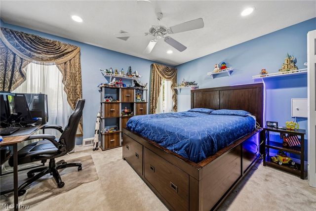 10600 Locust Grove Drive, Chardon, OH 44024