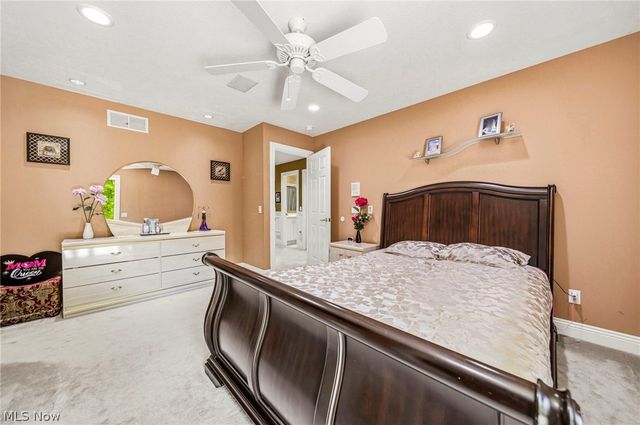 10600 Locust Grove Drive, Chardon, OH 44024