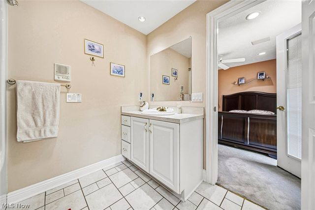 10600 Locust Grove Drive, Chardon, OH 44024