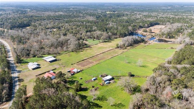 13151 Roberts Road, Chunchula, AL 36521