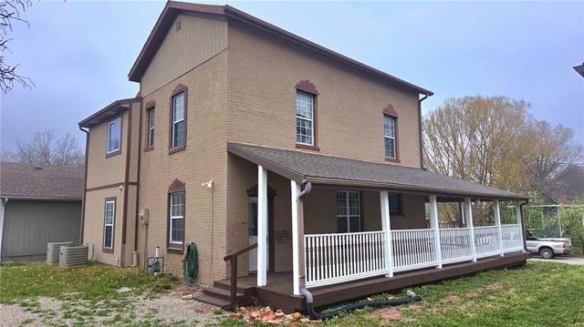 405 W Peoria Street, Paola, KS 66071