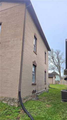 405 W Peoria Street, Paola, KS 66071