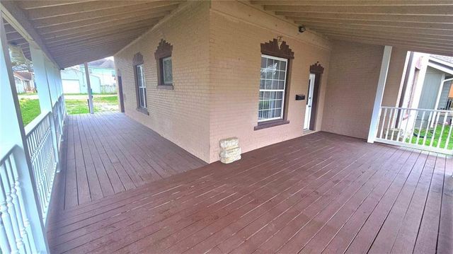 405 W Peoria Street, Paola, KS 66071