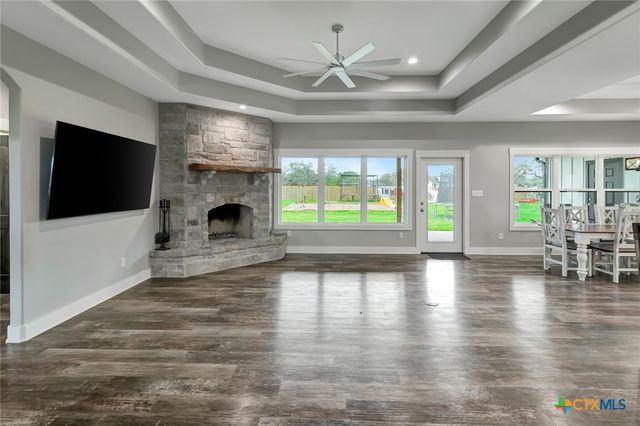 201 Stone Oak Drive, Inez, TX 77968