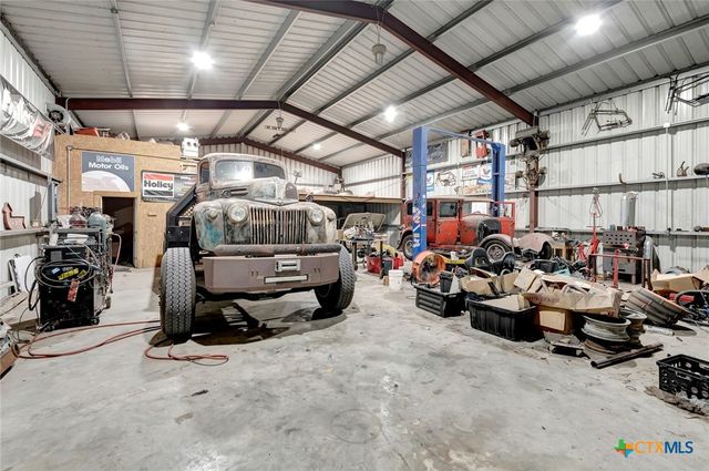 201 Stone Oak Drive, Inez, TX 77968