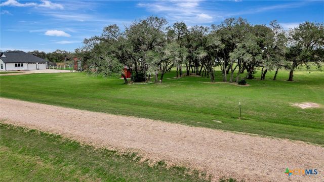 201 Stone Oak Drive, Inez, TX 77968