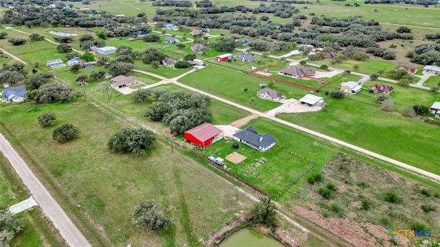 201 Stone Oak Drive, Inez, TX 77968