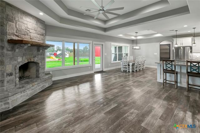 201 Stone Oak Drive, Inez, TX 77968