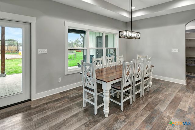 201 Stone Oak Drive, Inez, TX 77968