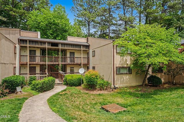 631 Pine Ridge Place, Raleigh, NC 27609