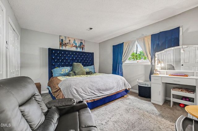 631 Pine Ridge Place, Raleigh, NC 27609